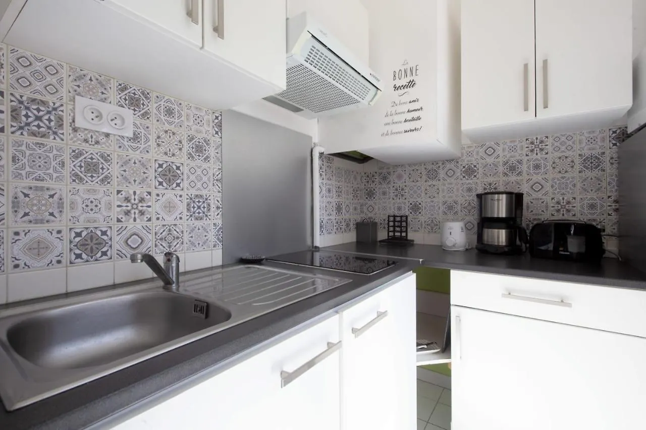 Charming 1Br At The Heart Of Biarritz 5 Min Walking To The Beach - Welkeys Apartment 0*,  France